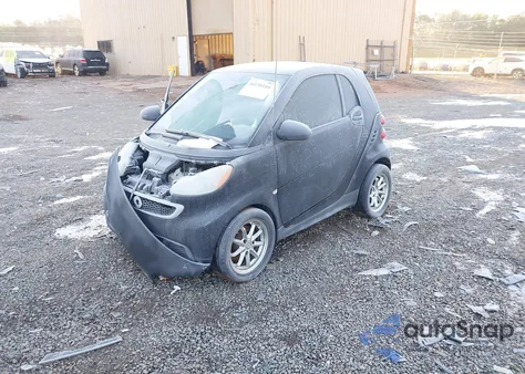2013 Smart Fortwo Passion из США, поврежденный, VIN WMEEJ3BA6DK669606